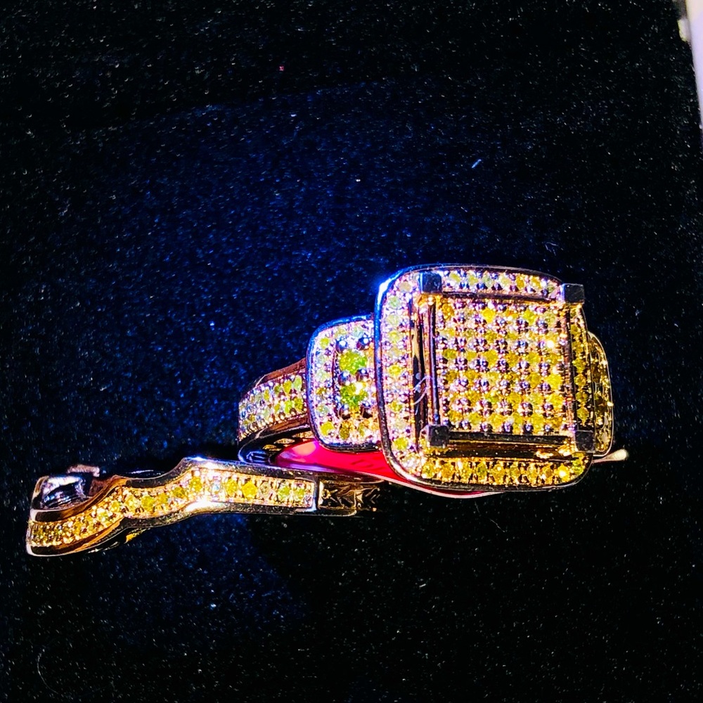 Designer real diamond wedding engagement ring from Dubai exquisite one of a kind